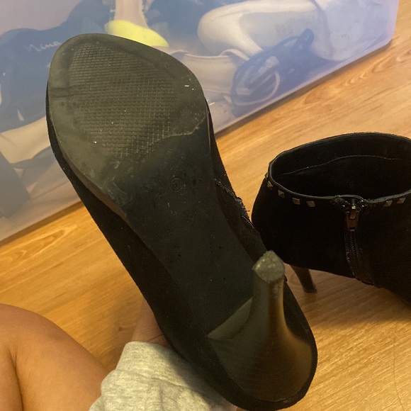 Black Style&co booties - Picture 3 of 4